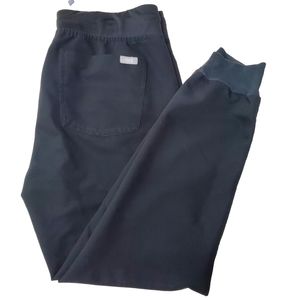 FIGS Black Jogger Scrub Pants in Size Small Petite